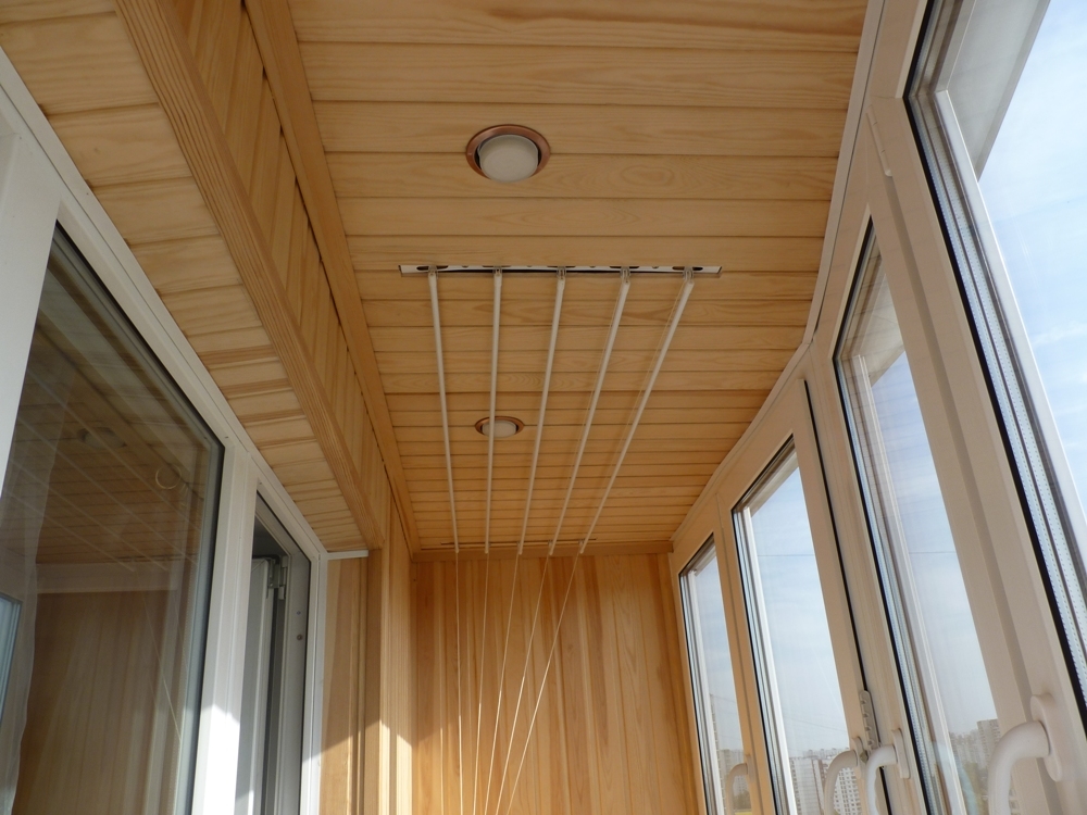 Внутренняя обшивка балконов деревянной вагонной
